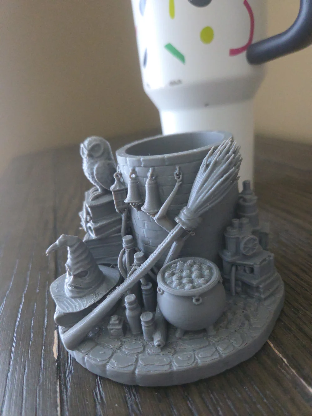 Handcrafted Gray Witchcraft Pen Holder - Unbranded